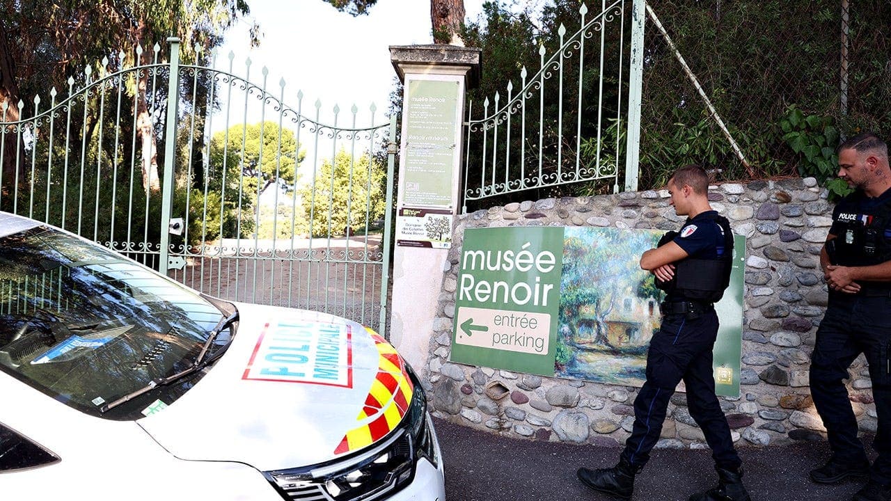 Thieves Steal Renoir Art on French Riviera