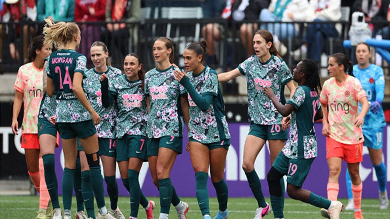 Fans removed from Portland Thorns game over transphobic apparel