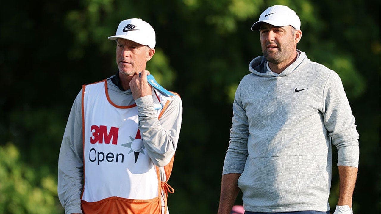 Scheffler's caddie on LIV Golf offer