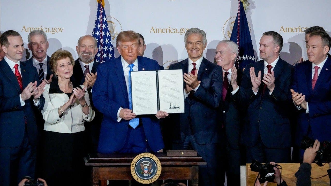Trump launches AI-based America.gov