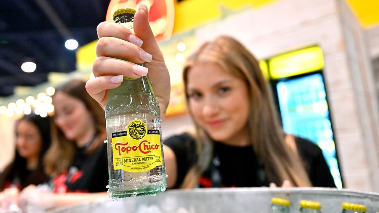 الشراب المفضل يعود بعد نقص طويل