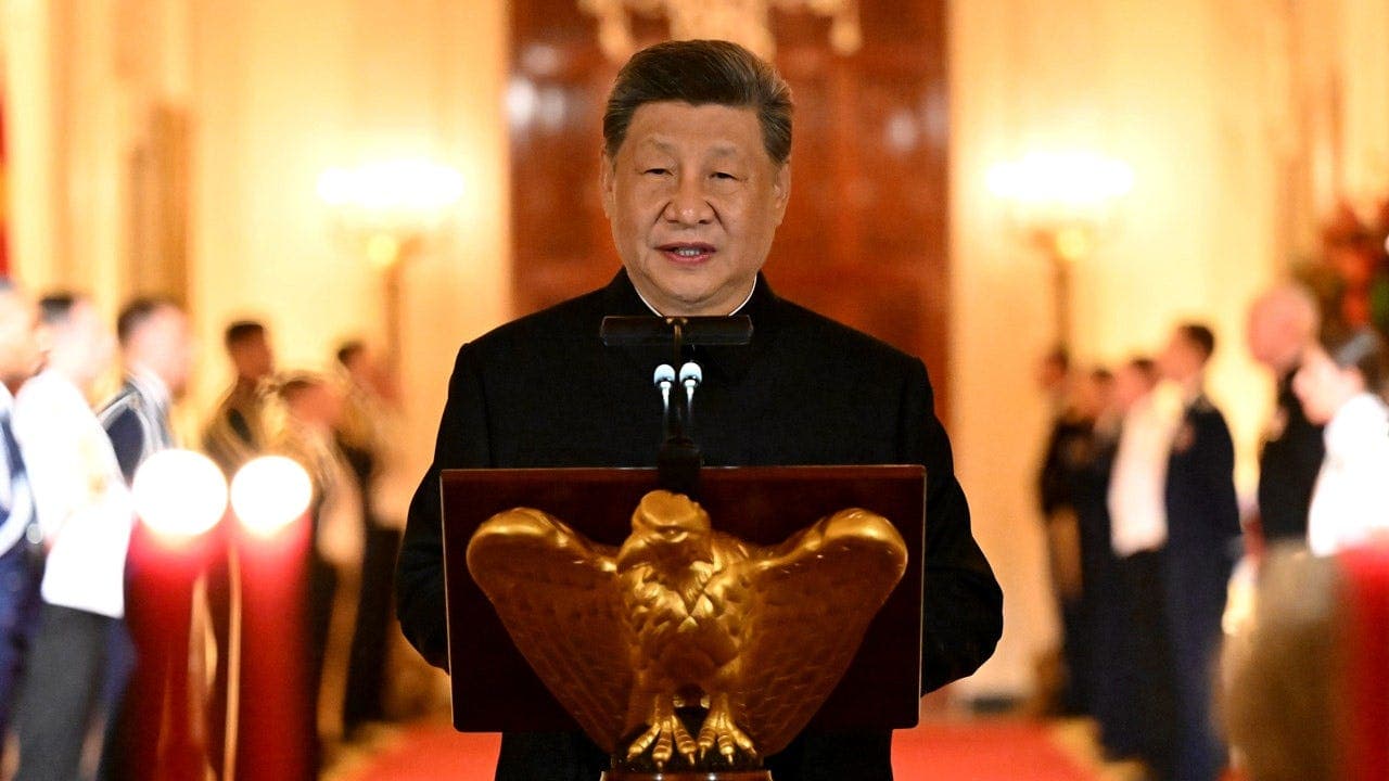 Xi’s 100K Youth Invitation Raises Concerns