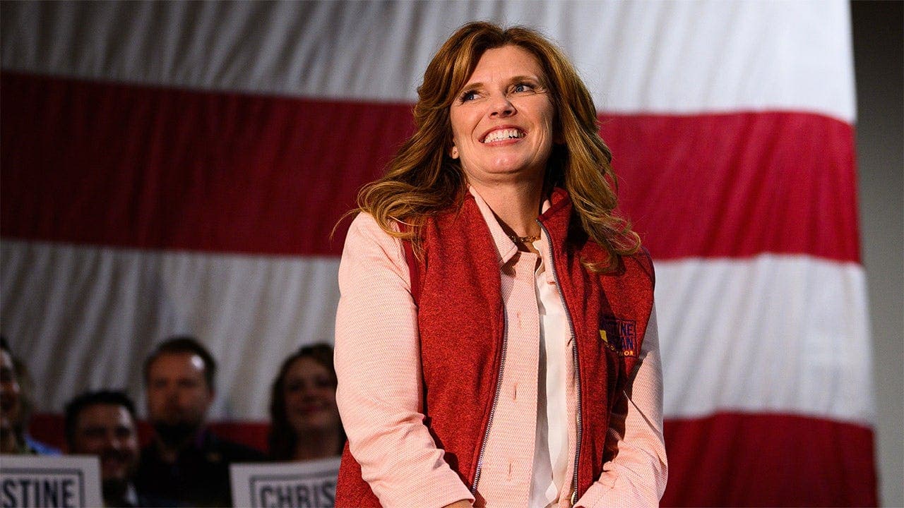 Blue-state governor race tightens