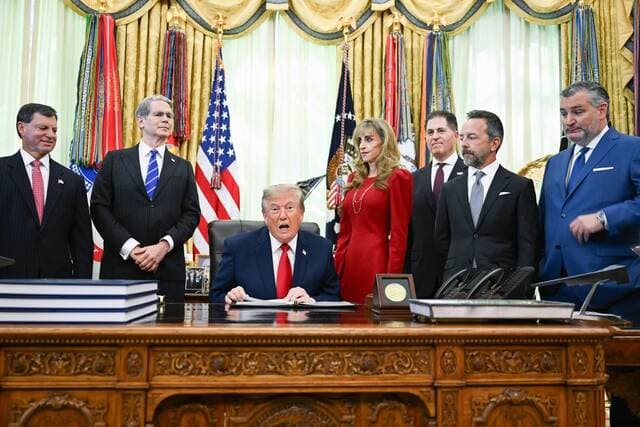 Trump vows no Iran attack before midterms