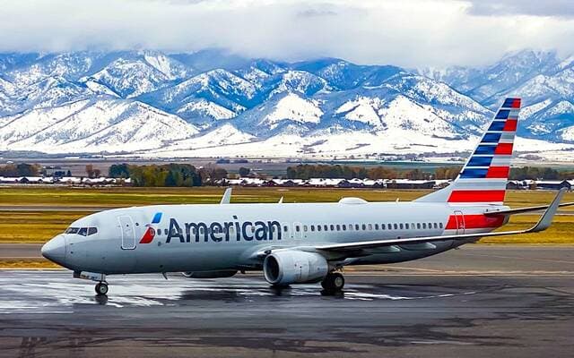 American Airlines cuts profit outlook amid fuel costs