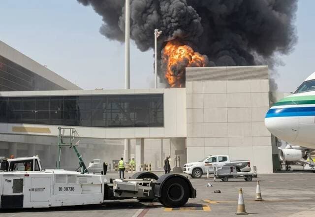 الطيران المدني: إصابات في هجوم على مطار الملك خالد