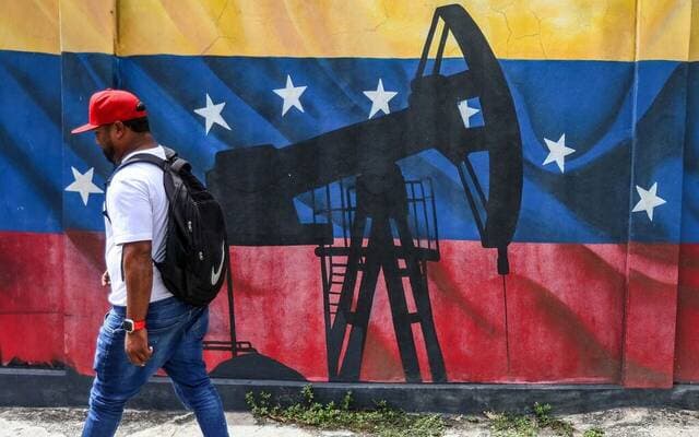Trump's Venezuela oil deal sparks producer concerns