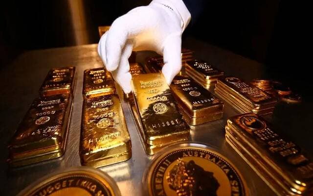 Options Deal Anticipates Drop in Gold