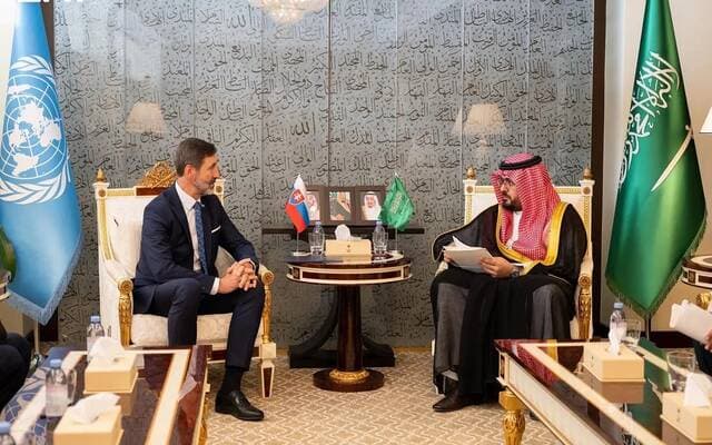 السعودية تبحث مع سلوفاكيا والبحرين تعزيز الشراكات وتسريع تحقيق أهداف التنمية