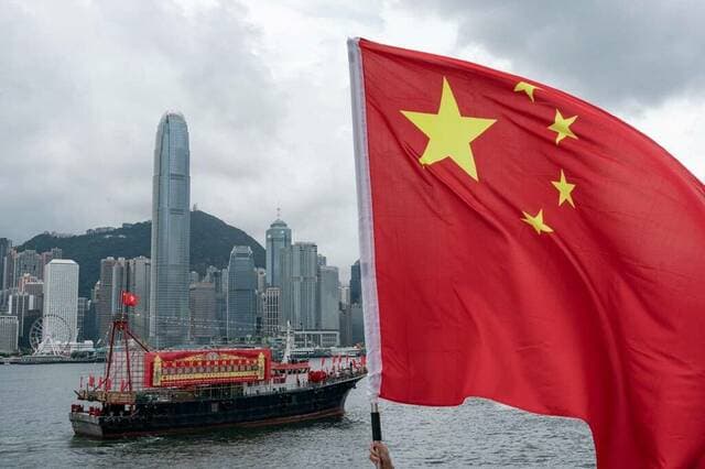 China small business loans rise 8%