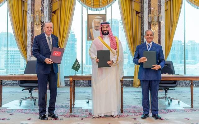أردوغان: اتفاقية الدفاع الثلاثية تعتمد على الردع الجماعي
