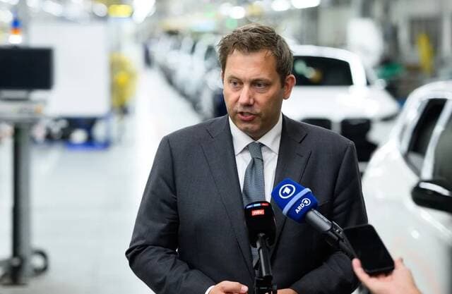 Germany plans stricter China trade rules