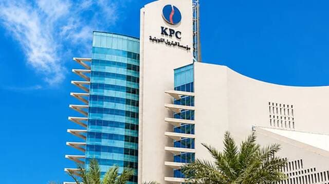 Kuwait Plans Two Oil Pipelines