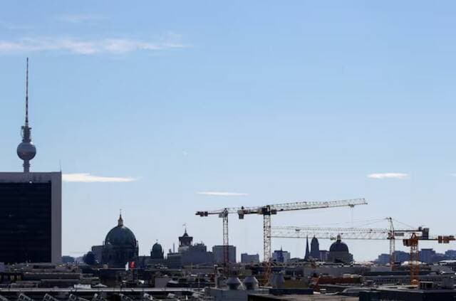 Eurozone GDP growth hits four-month low