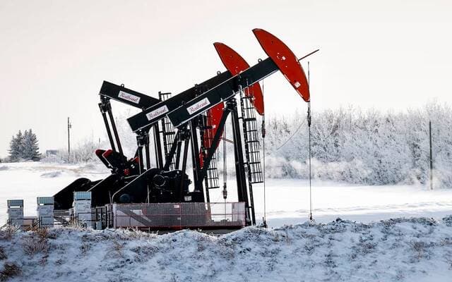 Oil levels remain near three-week highs amid tensions