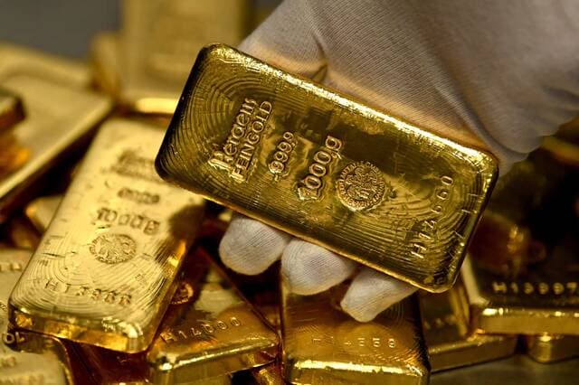 الذهب يسجل أدنى مستوى في أسبوعين بسبب توترات إيران