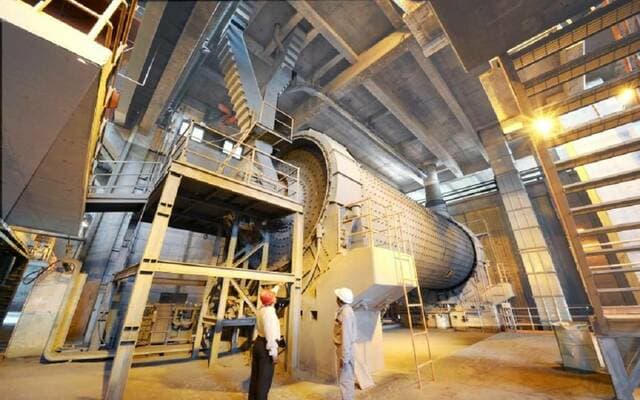 Saudi Cement asks shareholders to deposit shares and verify profits