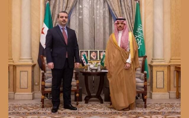 وزيرا خارجية السعودية وسوريا يناقشان تطوير العلاقات وتعزيز الاستقرار في المنطقة