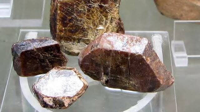 Chinese firms halt rare earth exports to US