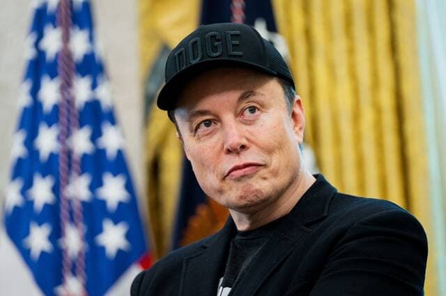 Elon Musk's Trillion-Dollar Goal in Jeopardy