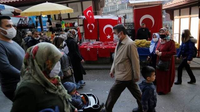 تراجع التضخم في تركيا إلى 31.5 بالمئة