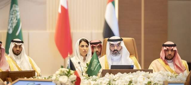Saudi Arabia urges Gulf digital unity