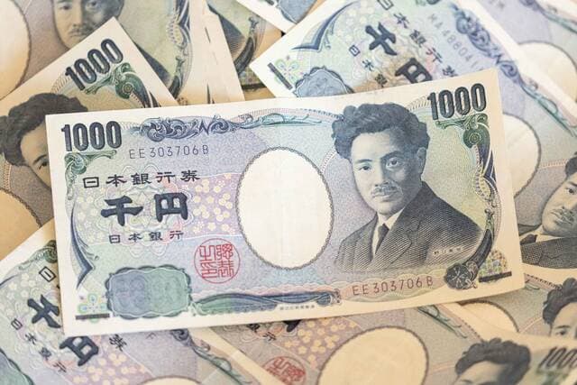 Alain increases monthly gains amid dollar decline