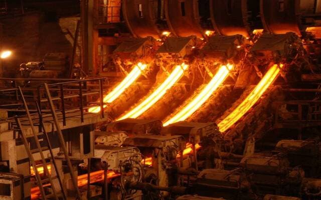National Steel rises 9.89% in debut
