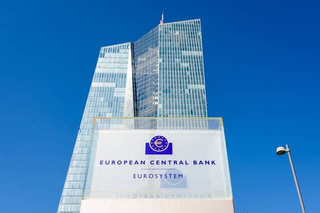 ECB keeps rates at 2.25%