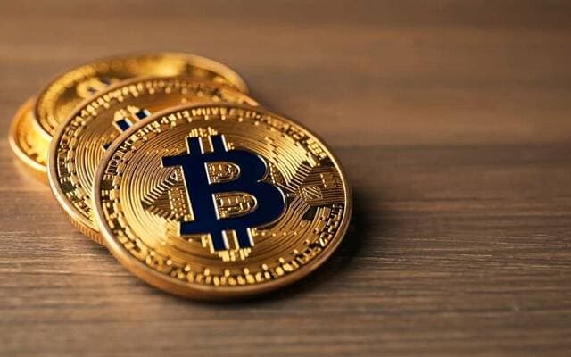 Bitcoin hits $64,000 before Fed decision