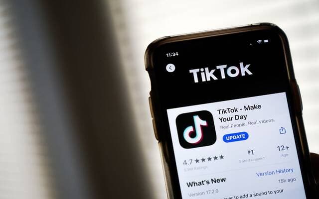 ترامب يرفع حظر "تيك توك" في الحكومة الأمريكية