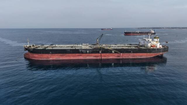 Iran's Strait of Hormuz reopening demands and Trump hints at post-election deal
