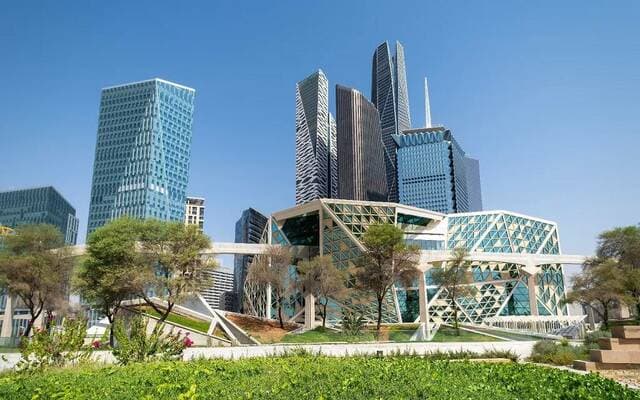 Riyadh Develops 14 Large Parks