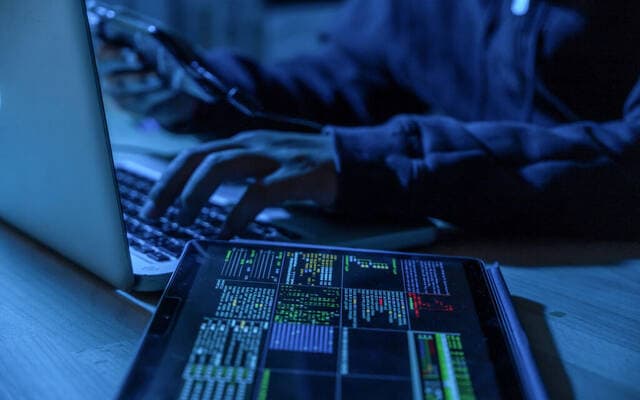 AI bots target Canadian government site
