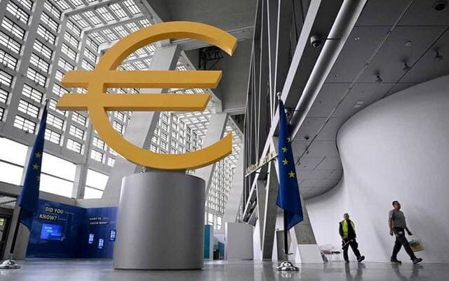 Manufacturing growth boosts Eurozone economy