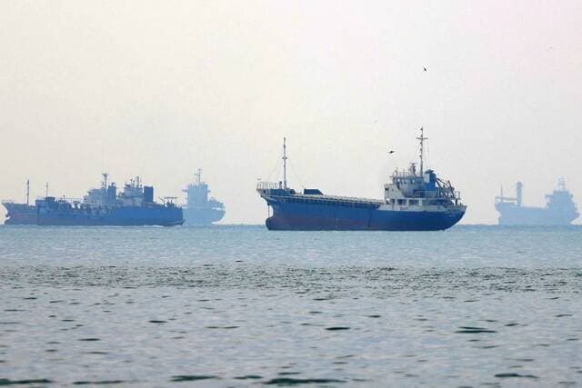 US-Iran tensions boost oil tanker orders