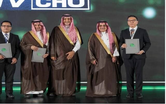 افتتاح منتدى الصناعة السعودي بجدة