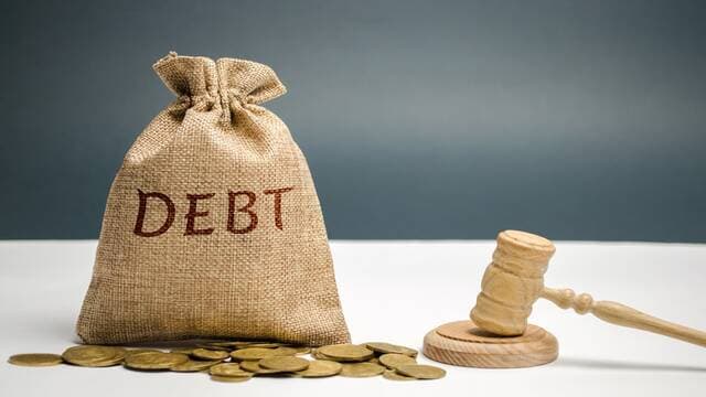 Global debt surpasses $365 trillion