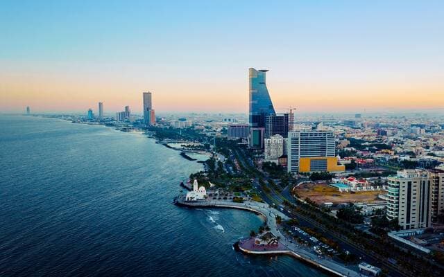 جيه إل إل تتوقع ارتفاع إشغال العقارات الصناعية بالسعودية