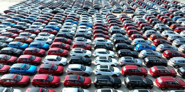 انخفاض حصة شركات السيارات الأمريكية