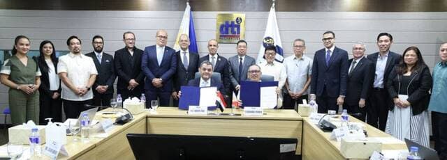 Foreign Minister explores Egypt investment with Filipino firms