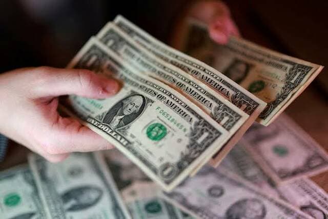 U.S. Treasury Yields at 4.8 Percent