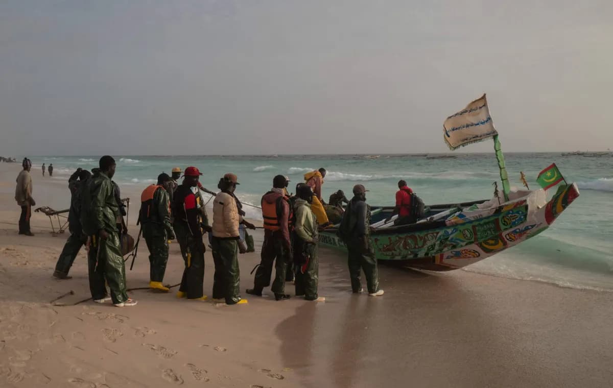 Mauritania rescues 37 migrants, 122 missing