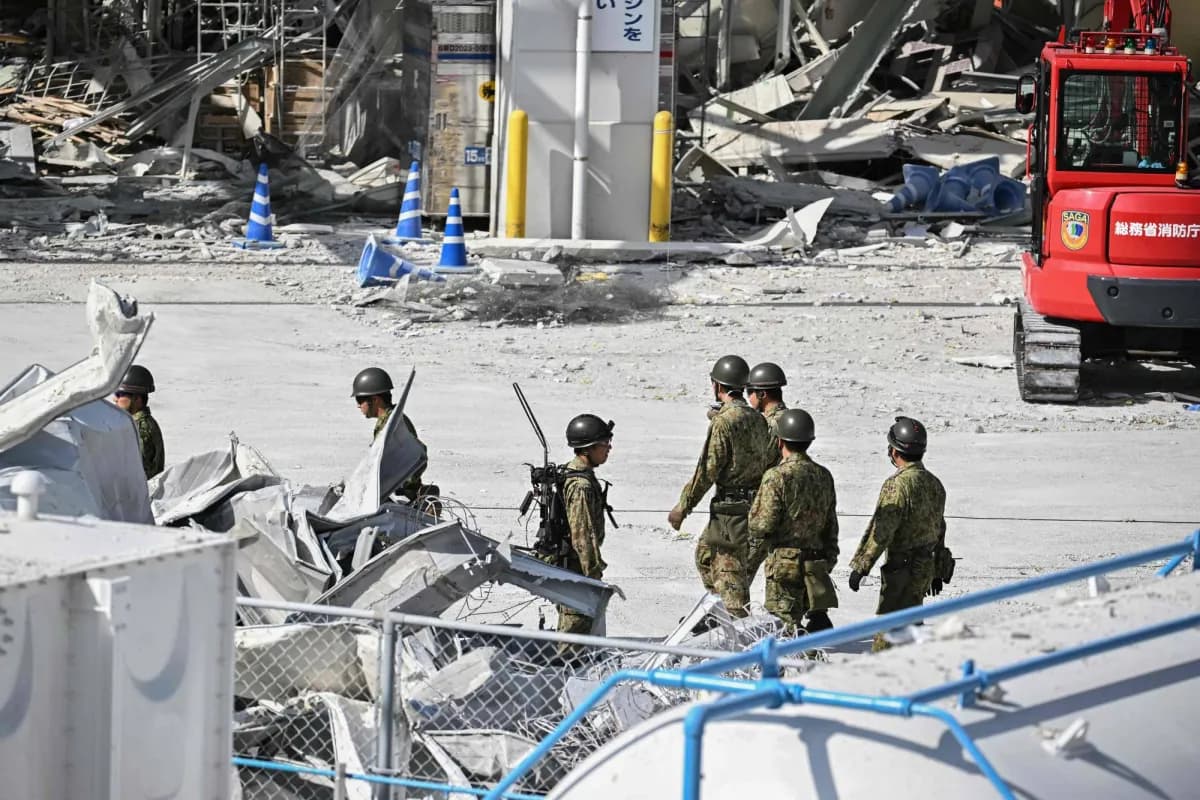 Japan earthquake survivor search continues