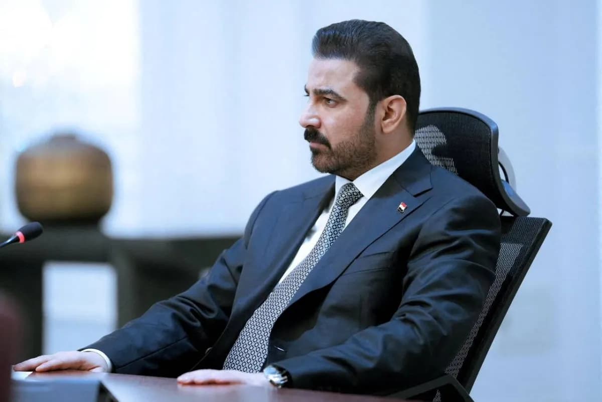 Al-Zaydi Faces Political Pressure on Anti-Corruption Efforts