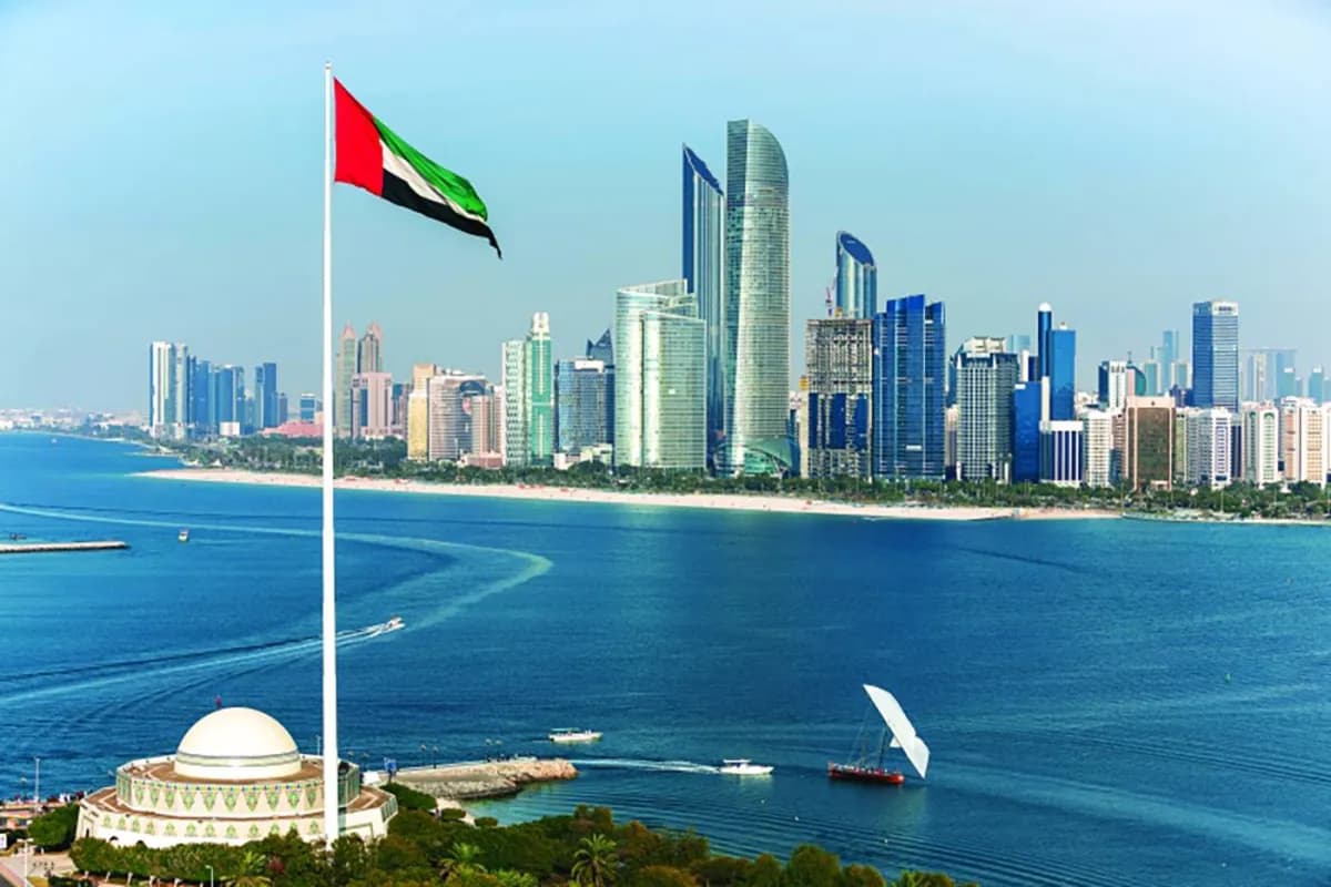 الإمارات تمنع هجمات إلكترونية على قطاعات حيوية