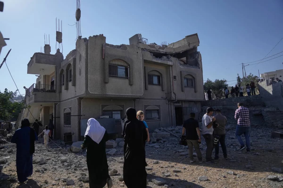 إسرائيل تدمر منزل فلسطيني في الشمال