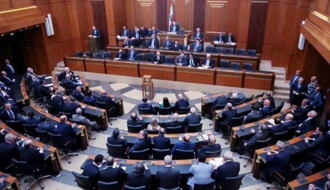 نائب يتهم "القوات" بالكذب وسُنة بالمنافقين