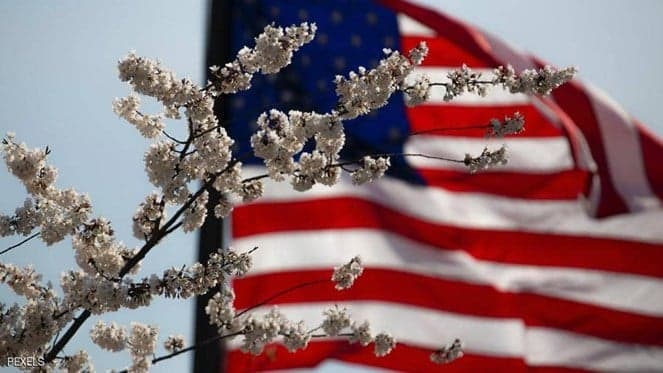 America suspends global visa interviews