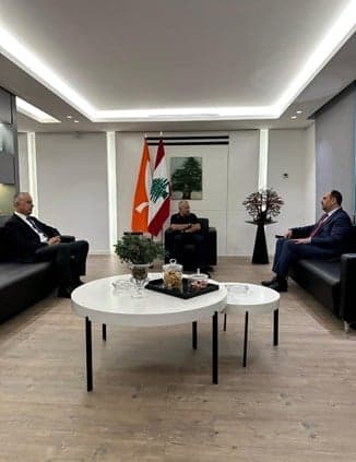 باسيل يناقش تعزيز العلاقات مع العراق